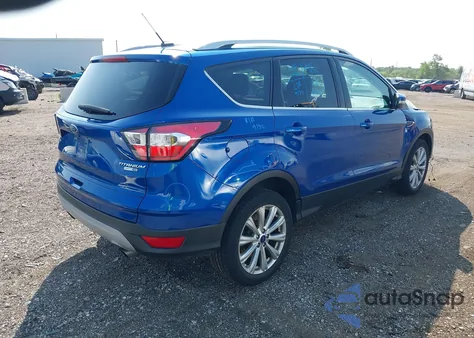 2017 Ford Escape Titanium из США, поврежденный, VIN 1FMCU9J90HUB91440